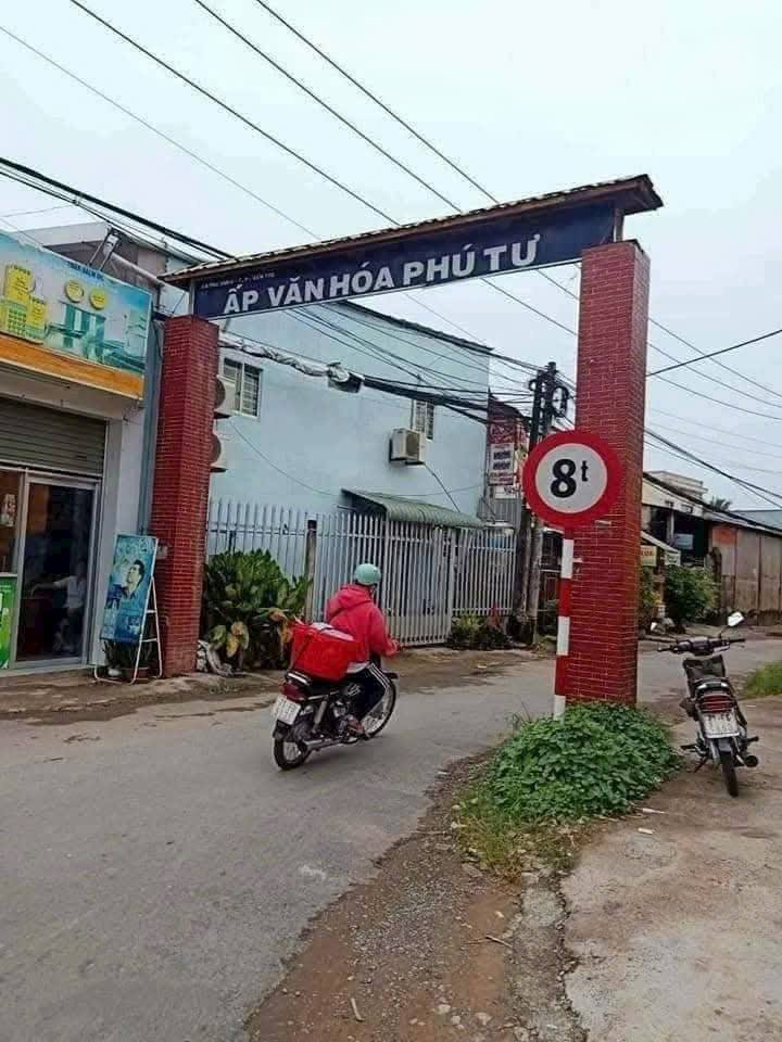 Bán đất mặt tiền Phú Hưng, Bến Tre, giá cả thương lượng