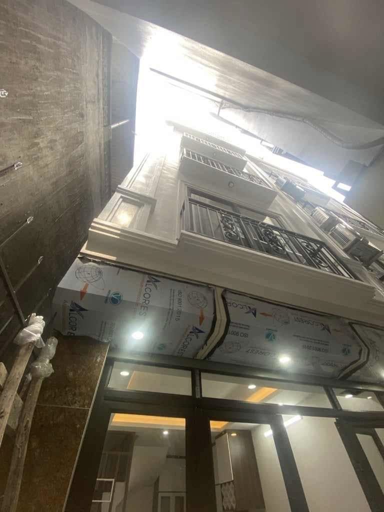 Bán nhà Bùi Xương Trạch, Thanh Xuân, 32m2, 5 tầng, cách ngõ ô tô 30m