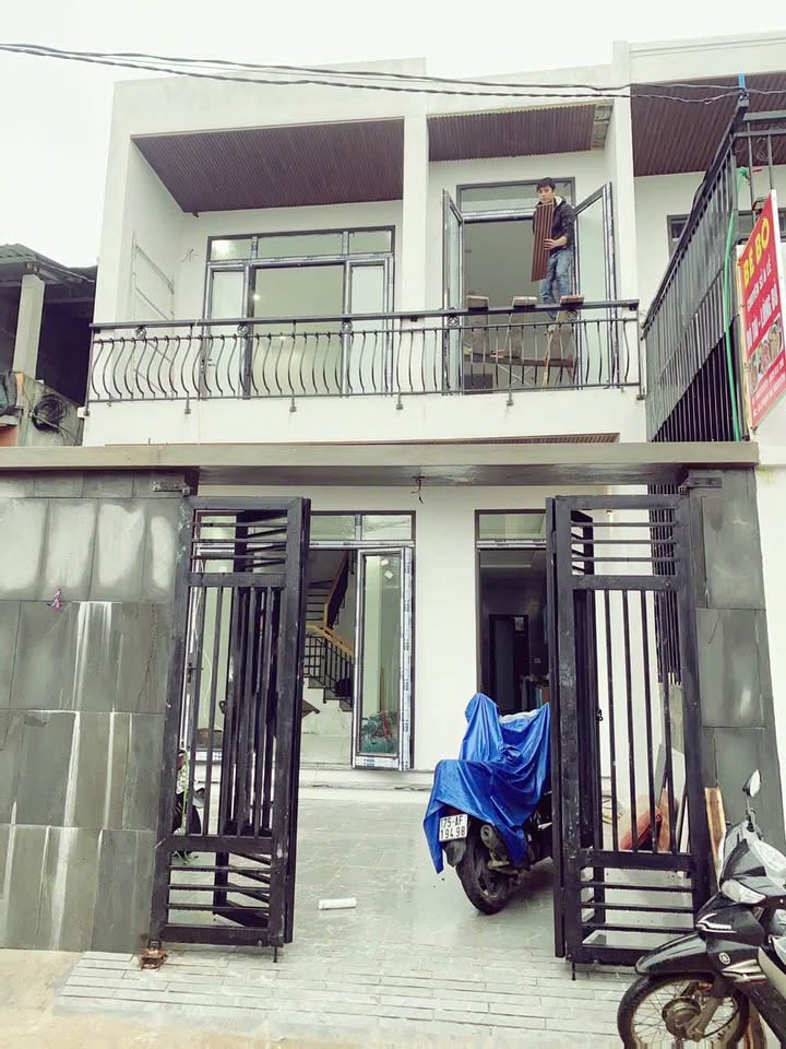 Bán nhà đẹp mặt tiền Phạm Bá Nguyên, phường Phú Thượng, thành phố Huế