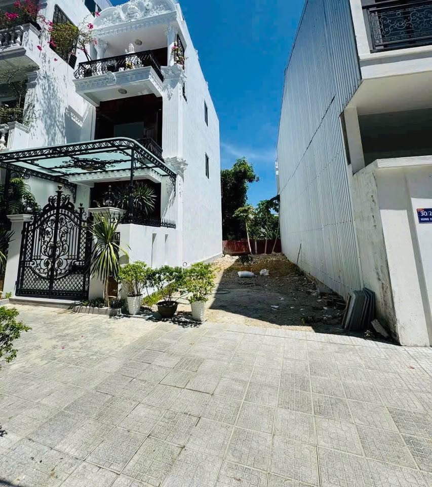 Bán đất kiệt 246 đường Hùng Vương, phường An Cựu, Huế