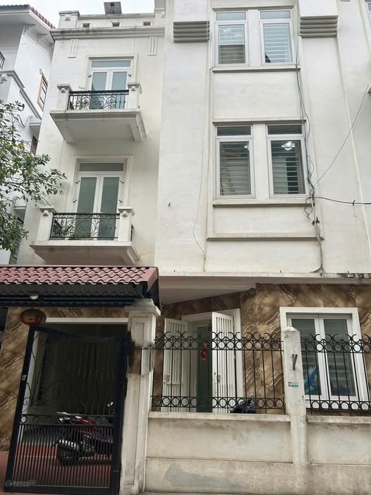 Cho thuê nhà riêng quận Nam Từ Liêm, Hà Nội, giá 26 triệu