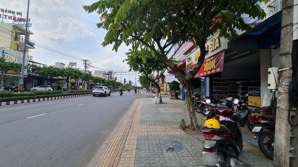 Cho thuê nhà riêng quận Tân Bình, thành phố Hồ Chí Minh giá 4,75 tỷ