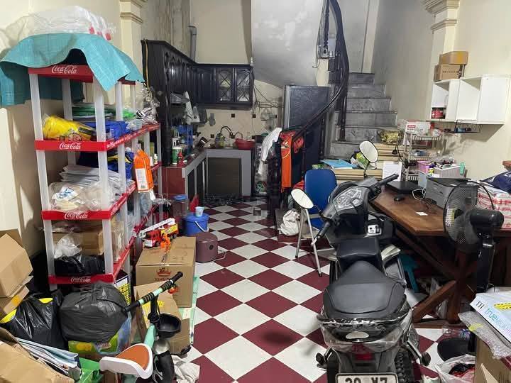 Cho thuê nhà riêng ngõ 143 Nguyễn Chính, Tân Mai, giá thuê 6,8 triệu/tháng