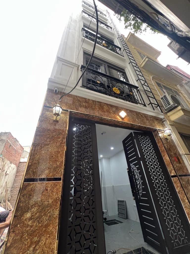 Bán căn hộ dịch vụ Phú Đô, 7 tầng, thang máy, nhà xây mới tinh, 43m2