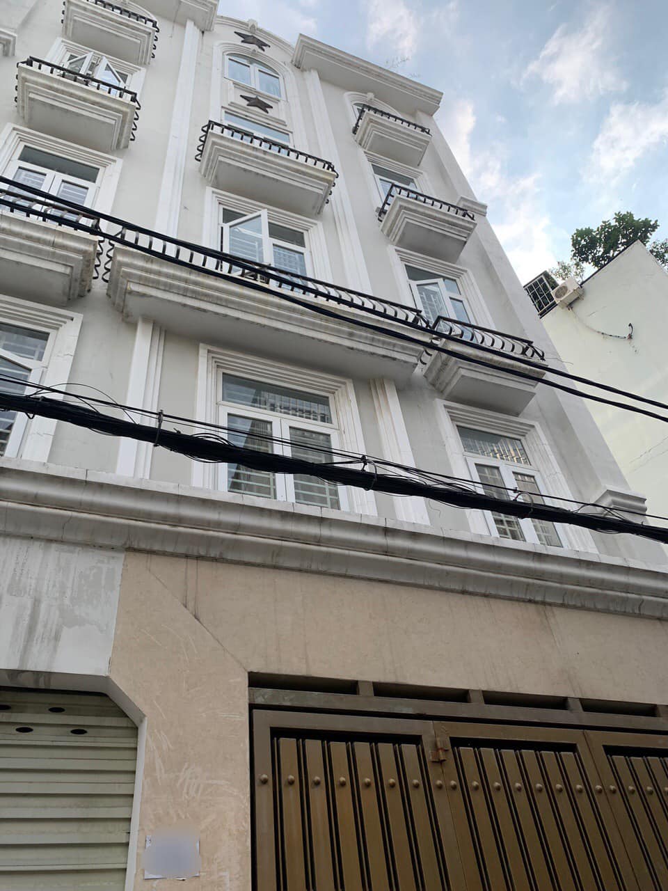 Cho thuê căn hộ chung cư quận Bình Thạnh thành phố Hồ Chí Minh giá 11,9 tỷ