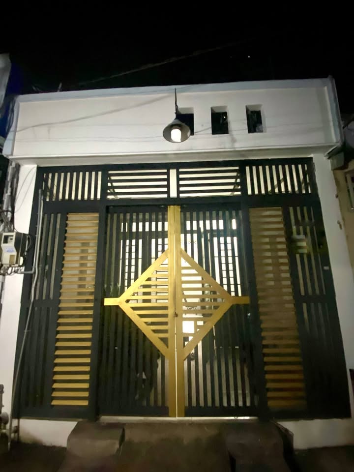 Chỉ hơn 2 tỷ có ngay nhà cấp 4 mới 52m2, hẻm xe hơi, đang có dòng tiền cho thuê 5 triệu/tháng