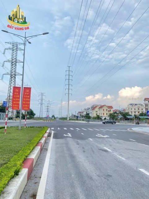 Bán đất nhà vườn mặt đường Trịnh Tú, diện tích 1514m2, giá đầu tư