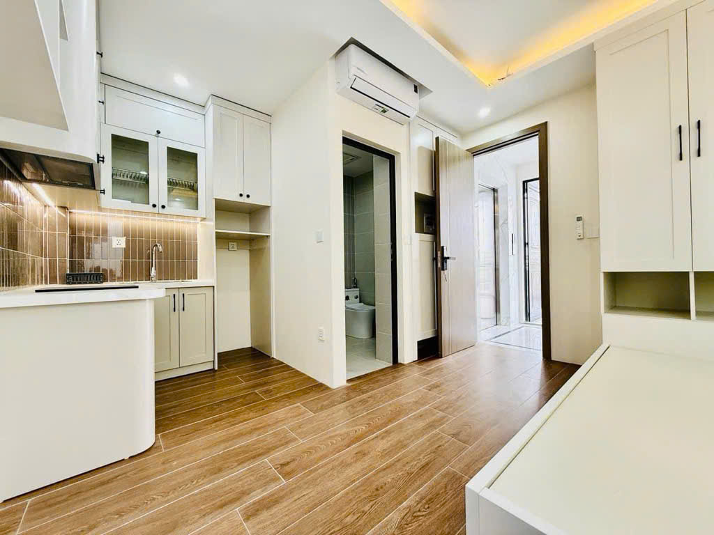 Bán nhà trung tâm Cầu Giấy, gần trường đại học, phù hợp kinh doanh cho thuê nhà trọ, giá nhỉnh 10 tỷ