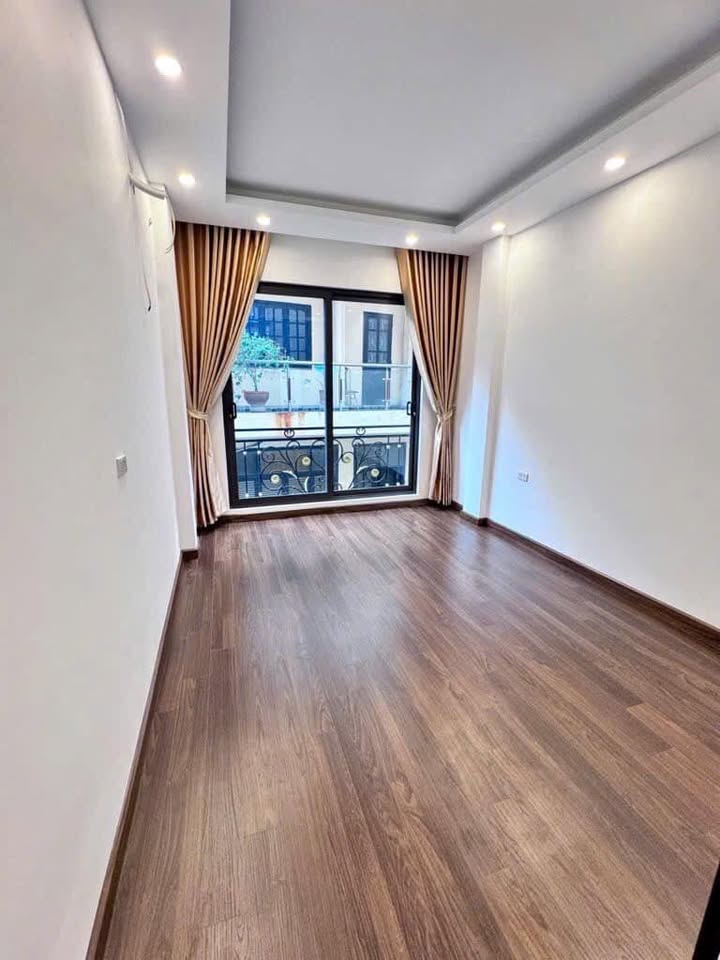 Bán nhà 2 tầng Nguyễn Đức Cảnh, Hoàng Mai, diện tích 48m2, giá 4.5 tỷ