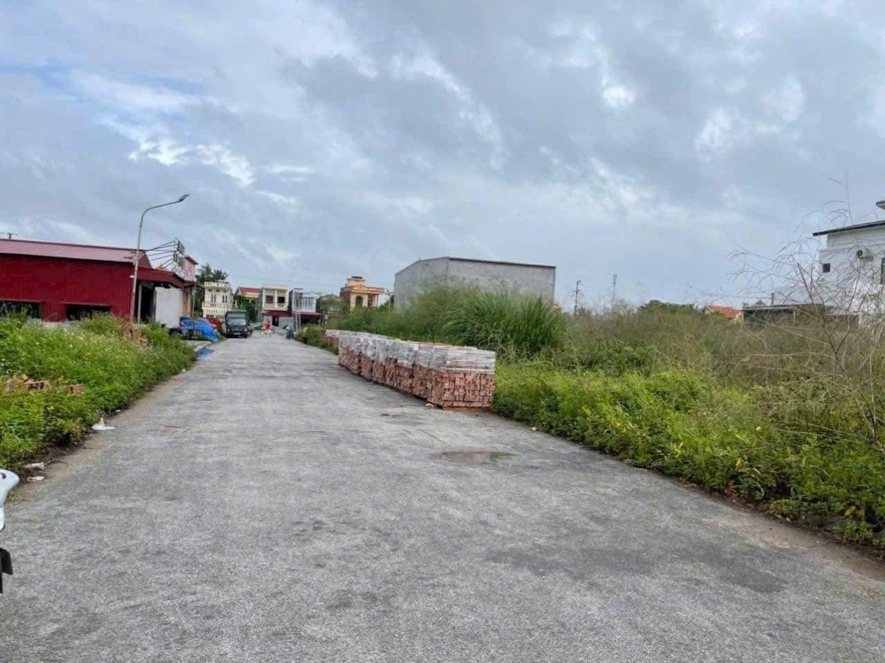 Bán kho bãi, nhà xưởng, khu công nghiệp quận Long Biên, thành phố Hà Nội giá cả thương lượng