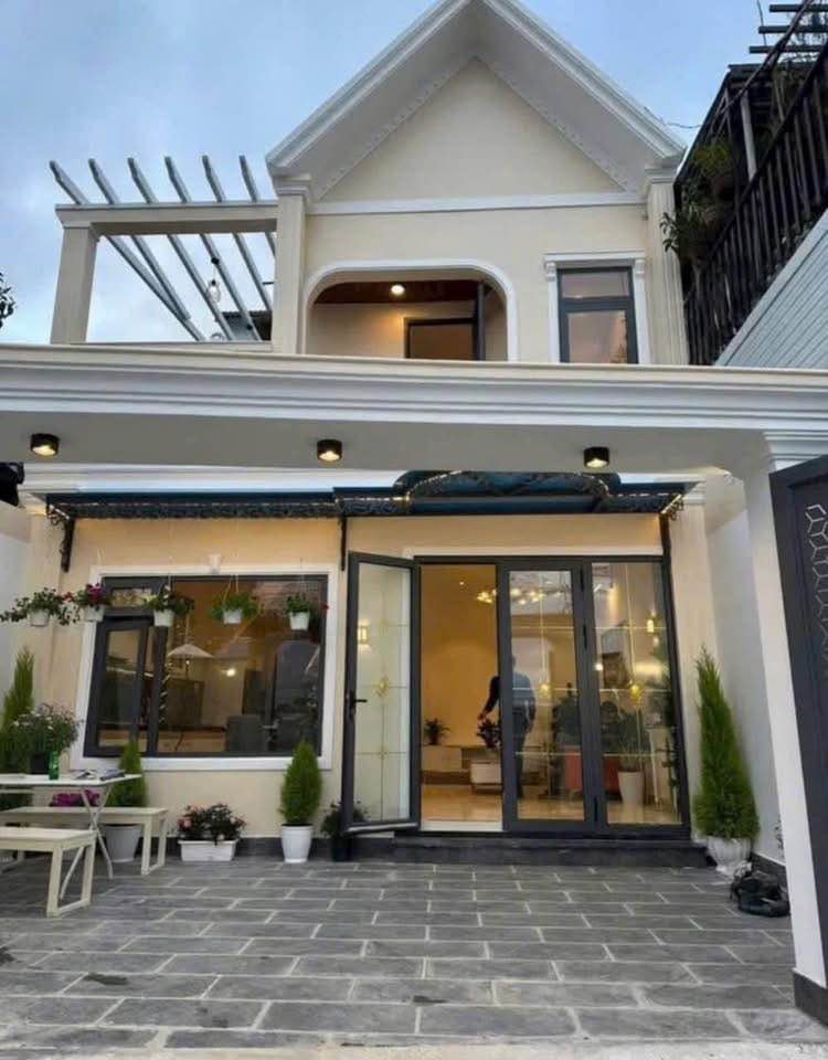 Bán nhà mới hoàn thiện tại hẻm Cao Thắng, Đà Lạt, 102,88m2, giá 5,9 tỷ