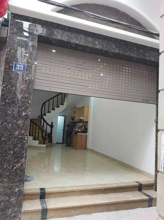 Cho thuê nhà riêng quận Cầu Giấy, thành phố Hà Nội giá 12 triệu