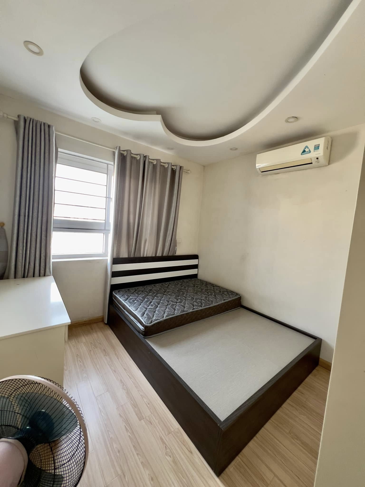 Cho thuê chung cư cao cấp 250 Minh Khai, 75m2, 2 phòng ngủ, giá 11 triệu