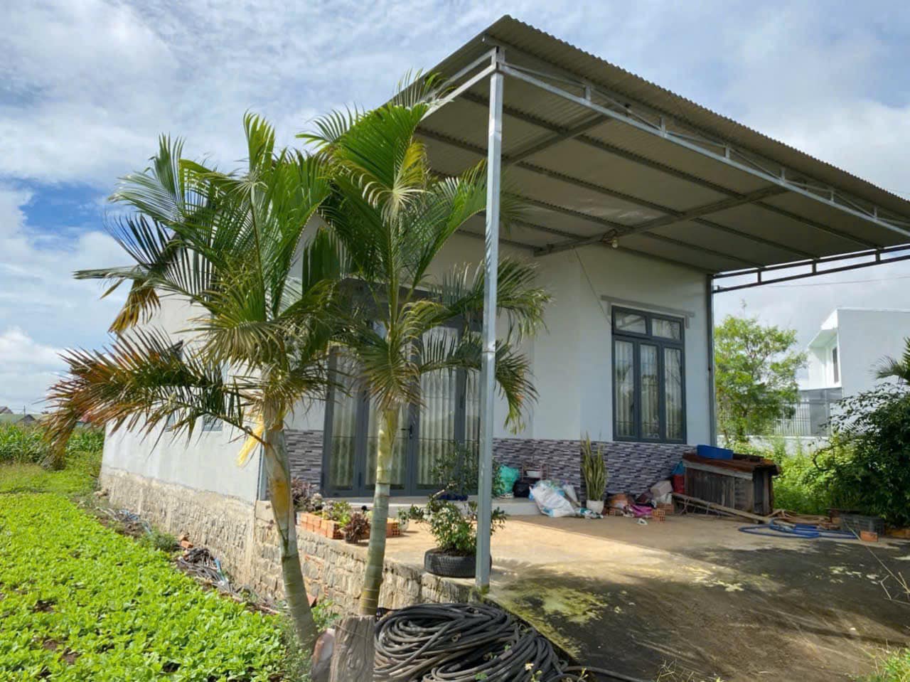 Bán đất tặng căn nhà cấp 4 mới xây 2 năm tại gần hồ Nam Sơn, Đức Trọng, Lâm Đồng