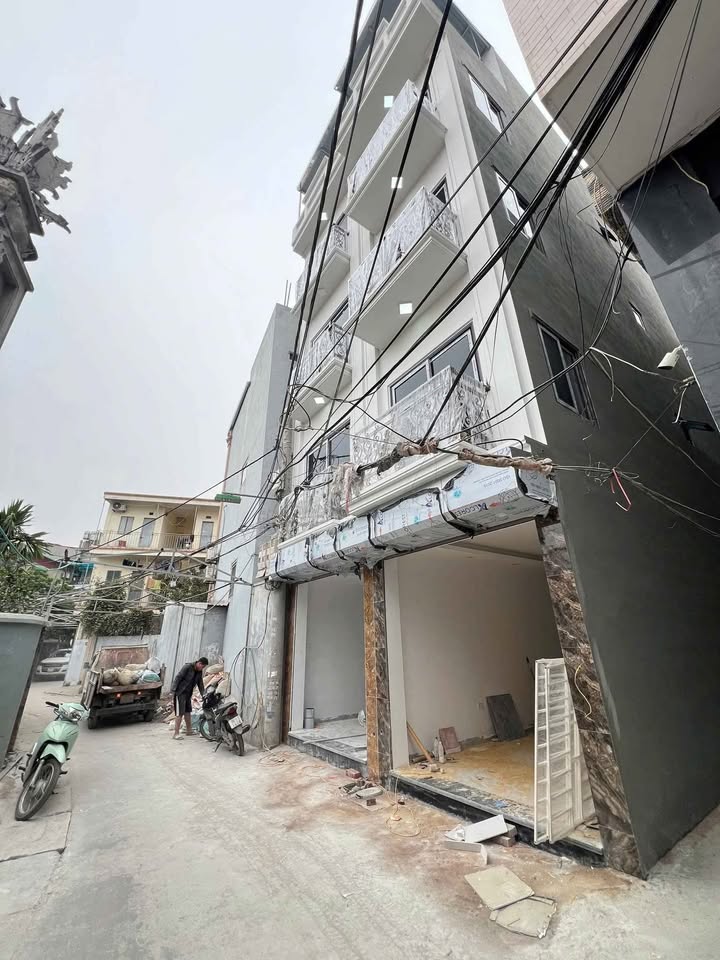 Bán nhà chính chủ khu vực Đức Diễn, Hà Nội, 33,5m2, ô tô đỗ cửa