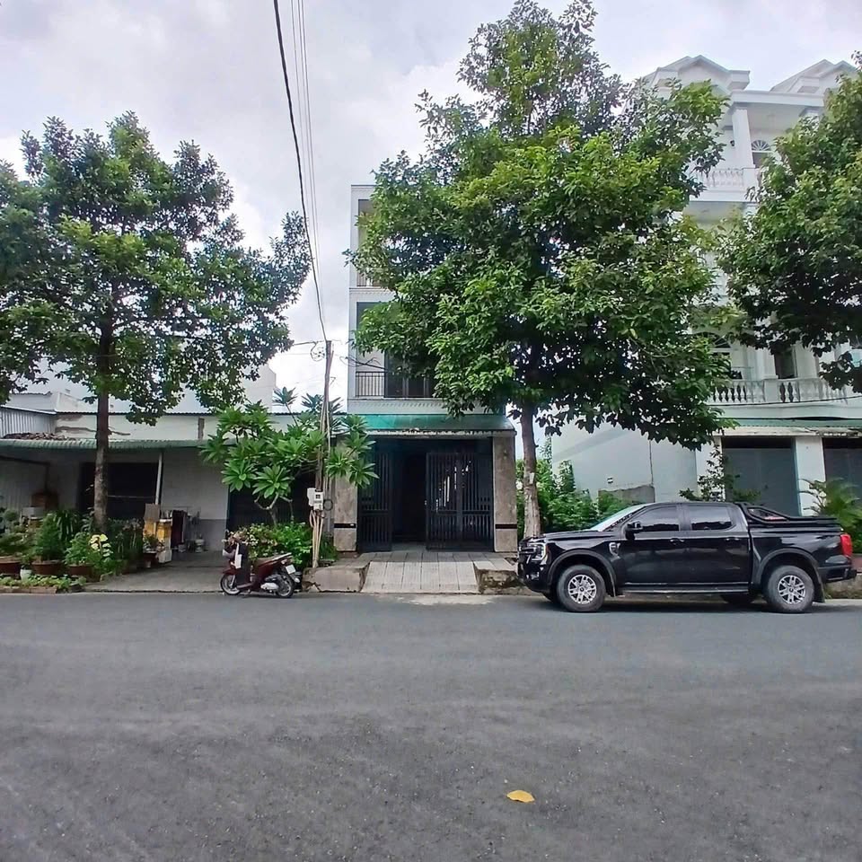 Cho thuê nhà 2 lầu KDC Hồng Loan, Cái Răng - Diện tích 5x20m, giá chỉ 10 triệu/tháng