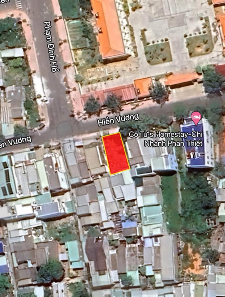 Bán lô đất góc mặt tiền Hiền Vương, Phan Thiết, 175m2, hướng Bắc, sát biển, giá 5,2 tỷ