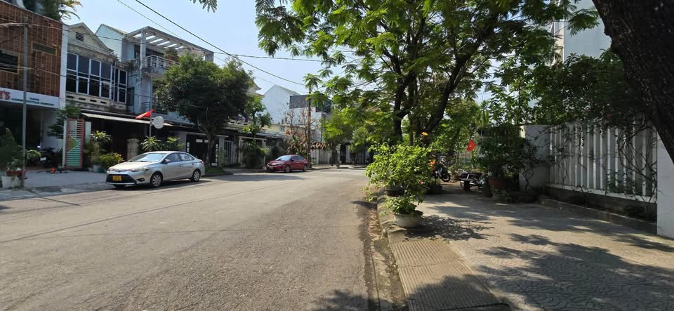 Cơ hội vàng để sở hữu lô đất nền tại mặt tiền đường Nguyễn Sinh Khiêm