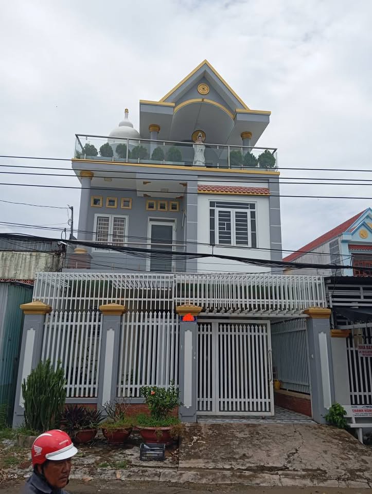 Bán nhà mặt tiền đường Chu Văn An, vị trí đắc địa gần chợ và trường học