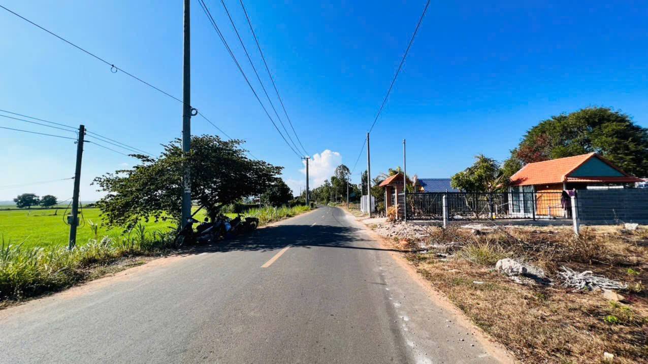 Bán lô đất mặt tiền đường Lê Thánh Tông, thị trấn Đất Đỏ, huyện Đất Đỏ, tỉnh Bà Rịa - Vũng Tàu