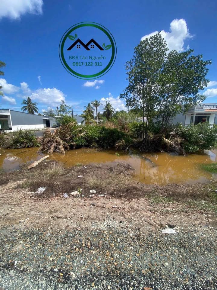 Miếng đất ven sông, giáp lộ xe buýt, nơi an cư lý tưởng