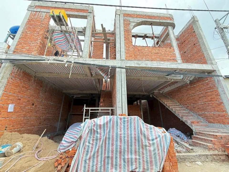 Nhà trệt lầu hẻm nhánh 388Z Nguyễn Văn Cừ, Tân An mới, Cần Thơ - Hoàn thiện đẹp, tặng nội thất cao cấp