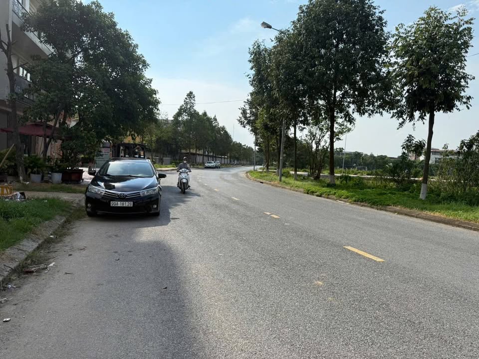 Bán lô đất trục chính Lê Văn Thịnh, Bắc Ninh