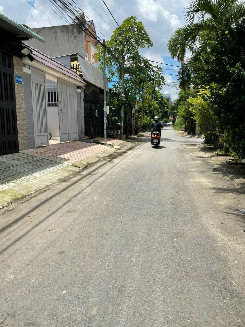 Bán gấp nhà cấp 4 góc 2 mặt tiền, Phường Tam Hiệp, Đồng Nai - 3.5 tỷ