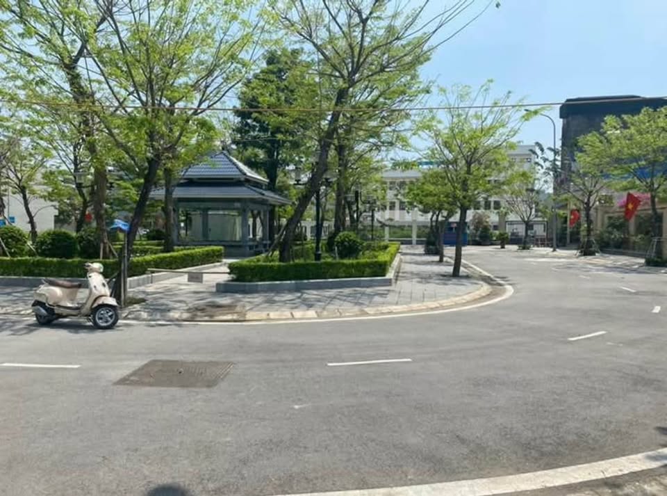 Lô góc vàng khu đô thị Dệt May, hướng công viên, sẵn sàng xây dựng ước mơ