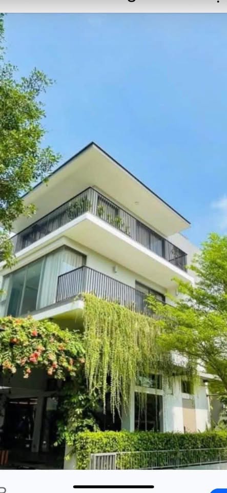 Biệt thự Vườn Đào, Tây Hồ, 230m² 4 tầng, 1 hầm, 2 mặt view vườn hoa, hướng đẹp, full nội thất