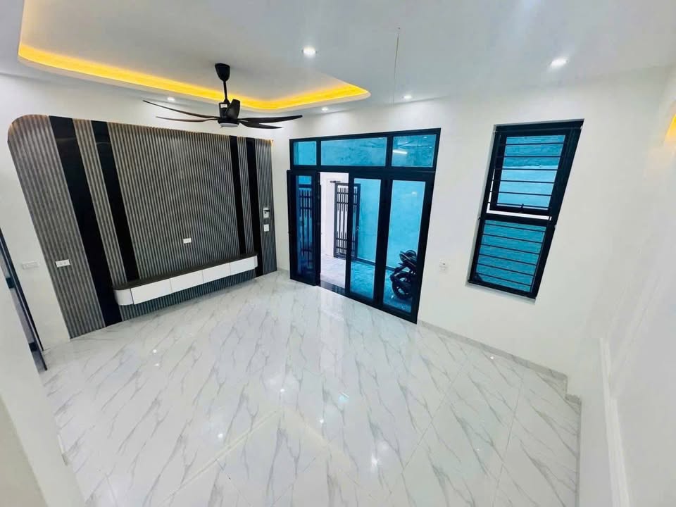 Bán nhà 50m2 hướng Đông Nam, ngõ đường Trần Nhật Duật, Nam Định