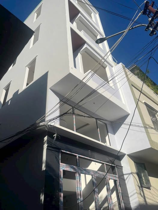 Ấm cúng tổ ấm 4 tầng, hẻm ô tô Ngô Mây, Quy Nhơn - Sẵn sàng đón gia đình bạn