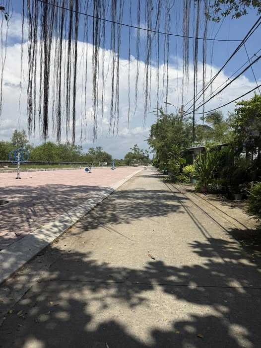 Bán đất Cần Giờ mặt tiền xe hơi, view sông, diện tích 1700m2