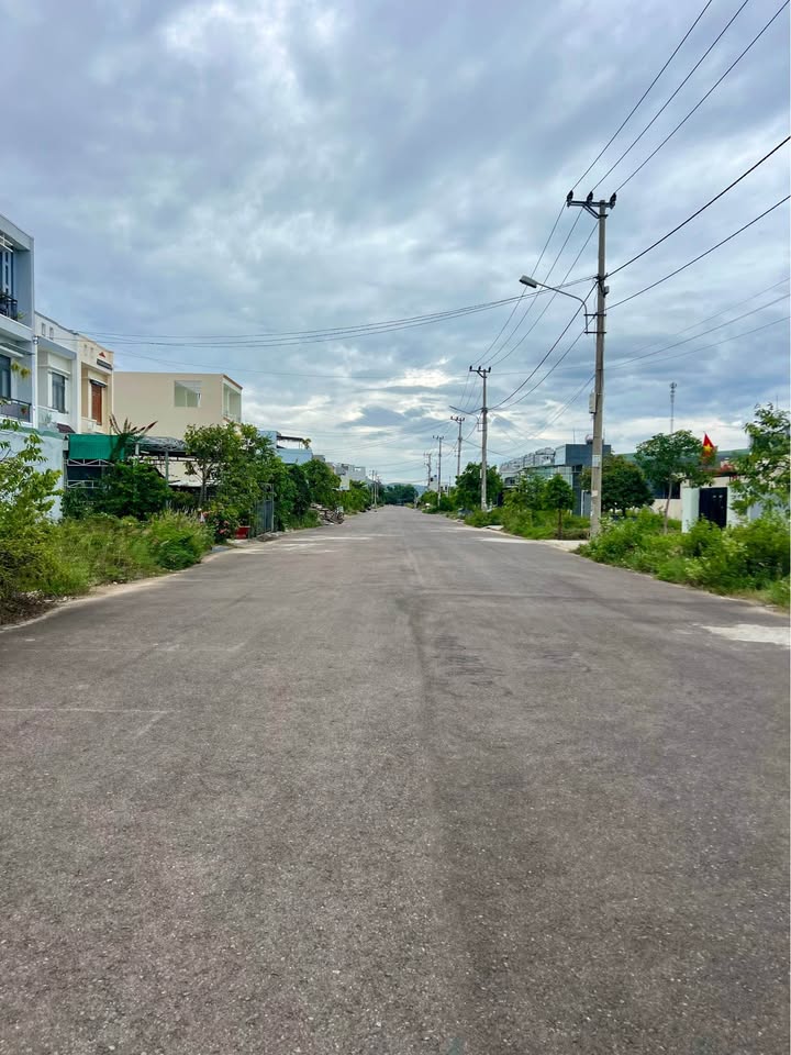 Đất mặt tiền chợ Dinh, Quy Nhơn - Giá siêu yêu thương