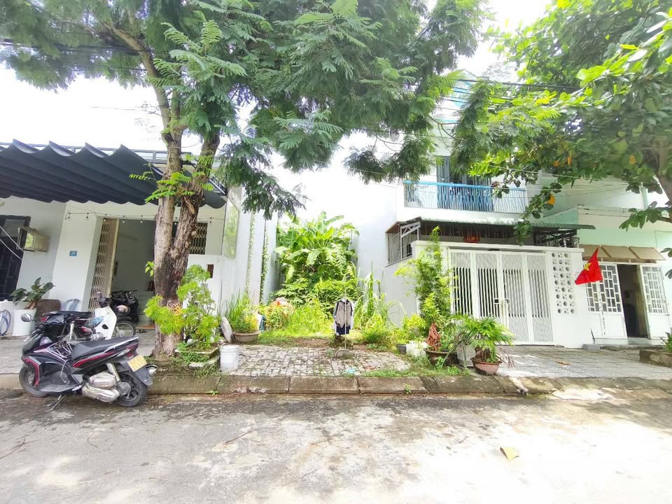 Bán đất sạch đẹp 91.5m2 đường Lê Quang Định, gần AEON Mall, Hòa Xuân - Giá 4.2 tỷ