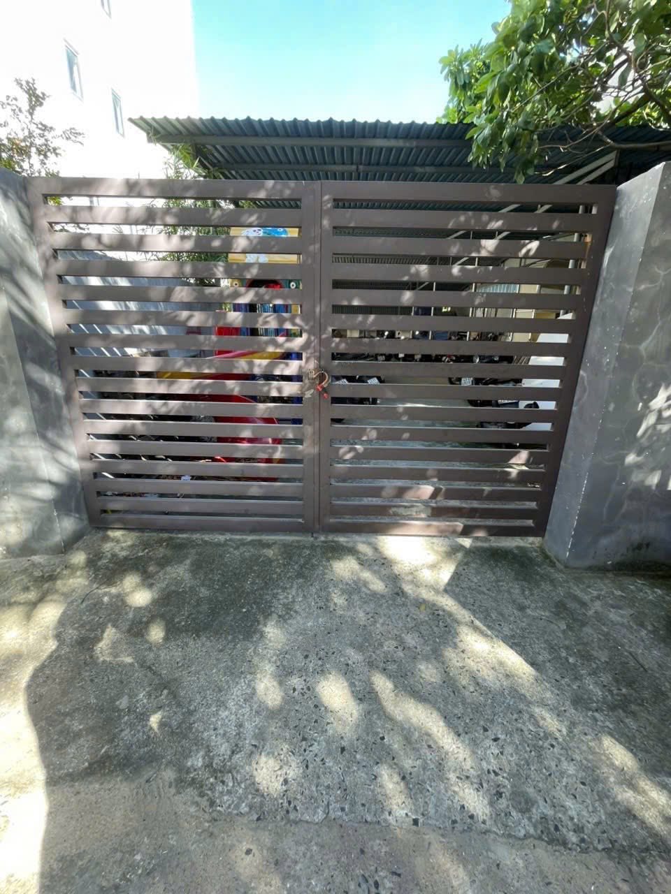 Bán đất mặt tiền Thích Quảng Đức, diện tích 114m2, vị trí đẹp, kinh doanh tốt