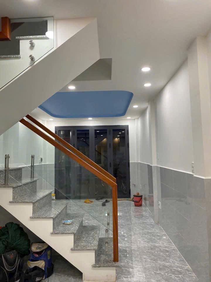 Nhà hẻm thông Tân Phú - Mua ngay kẻo lỡ, giá chỉ 3.55 tỷ