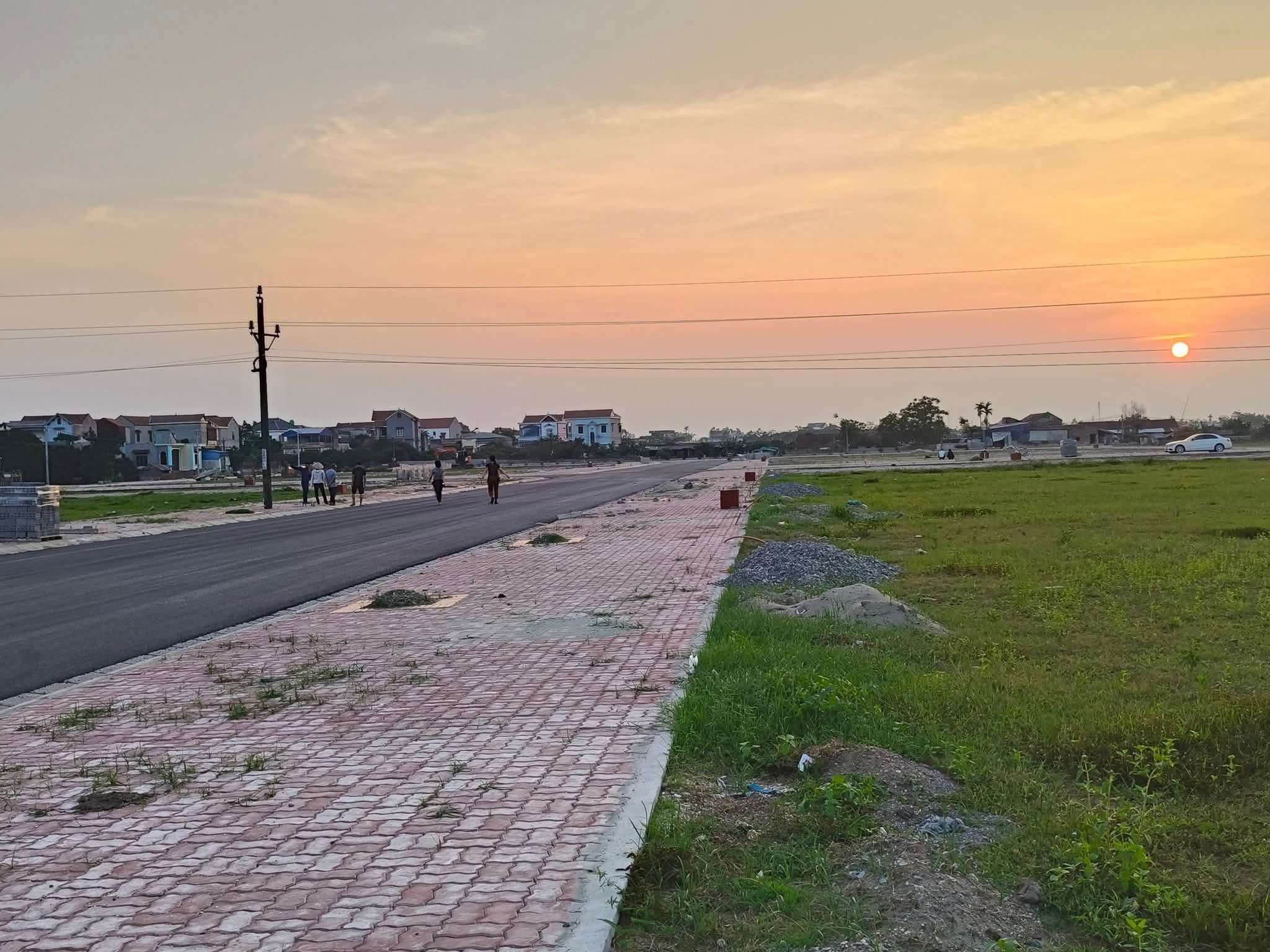 Liền kề góc vị trí đẹp tại khu đô thị Hải Triều 3, Tiên Lữ, Hưng Yên