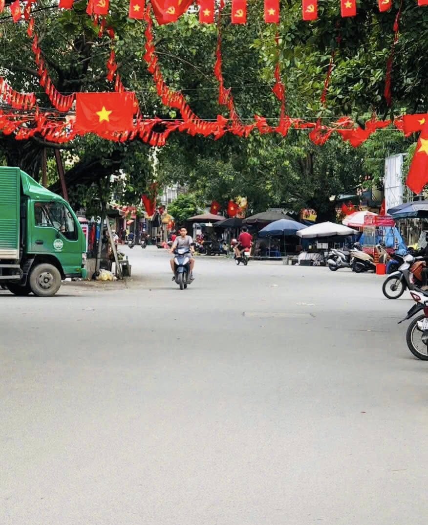 Bán nhà 5 tầng Tân Triều, diện tích gần 45m2, giá cực hợp lý