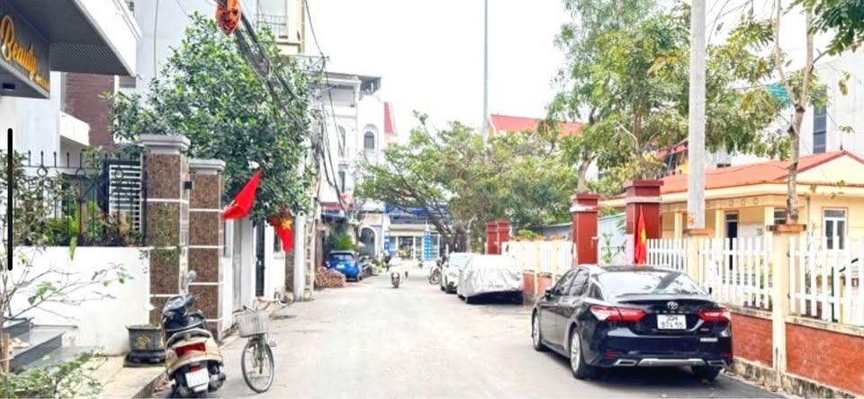 Nhà cấp 4 Đại Đồng, Đông Anh, ô tô đỗ cửa, gần KCN Bắc Thăng Long, chỉ 4 tỷ