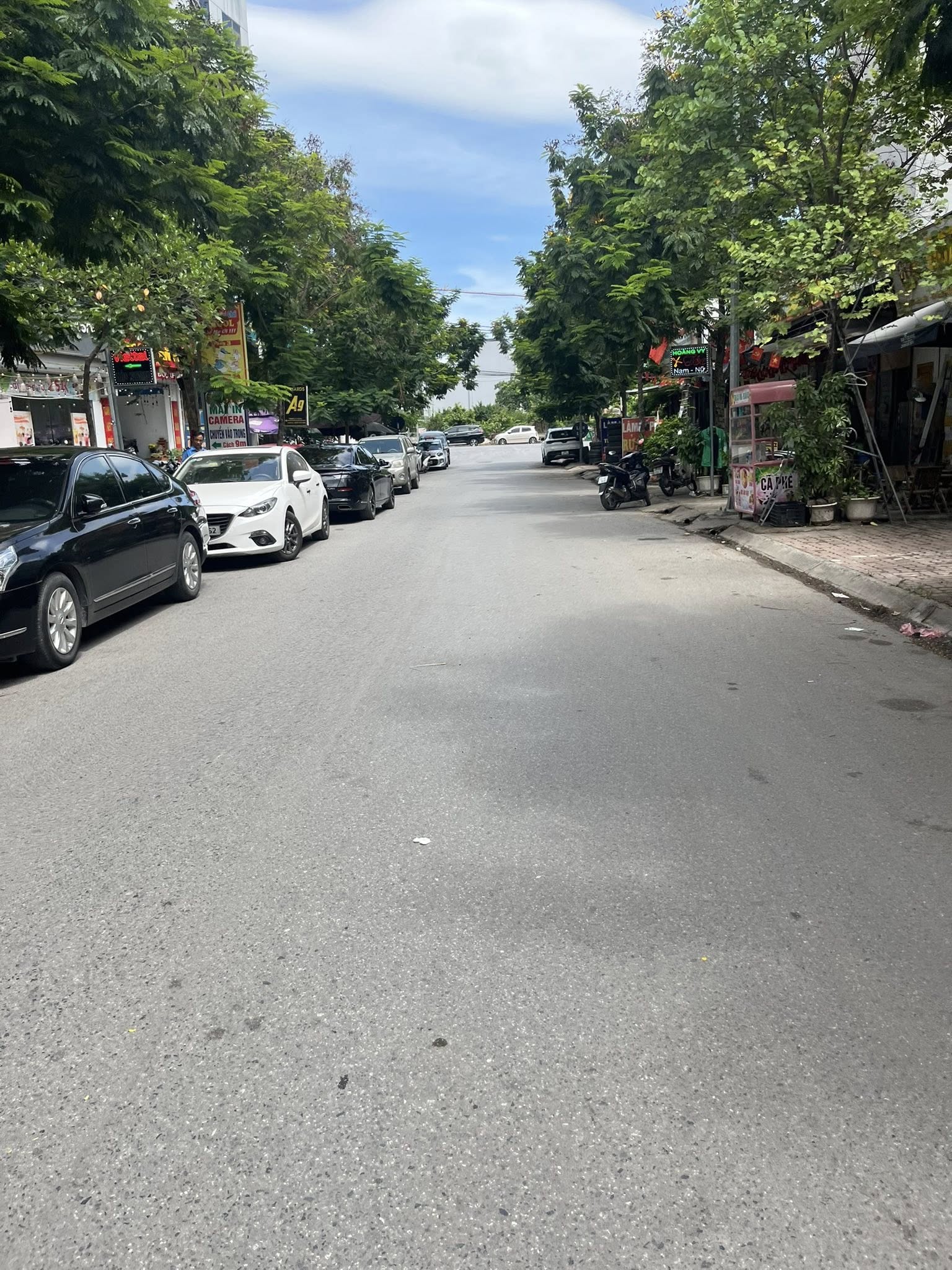 Bán nhà 3 tầng, diện tích 56m2, mặt tiền 3.8m, ô tô tránh tại Kim Chung, Đông Anh