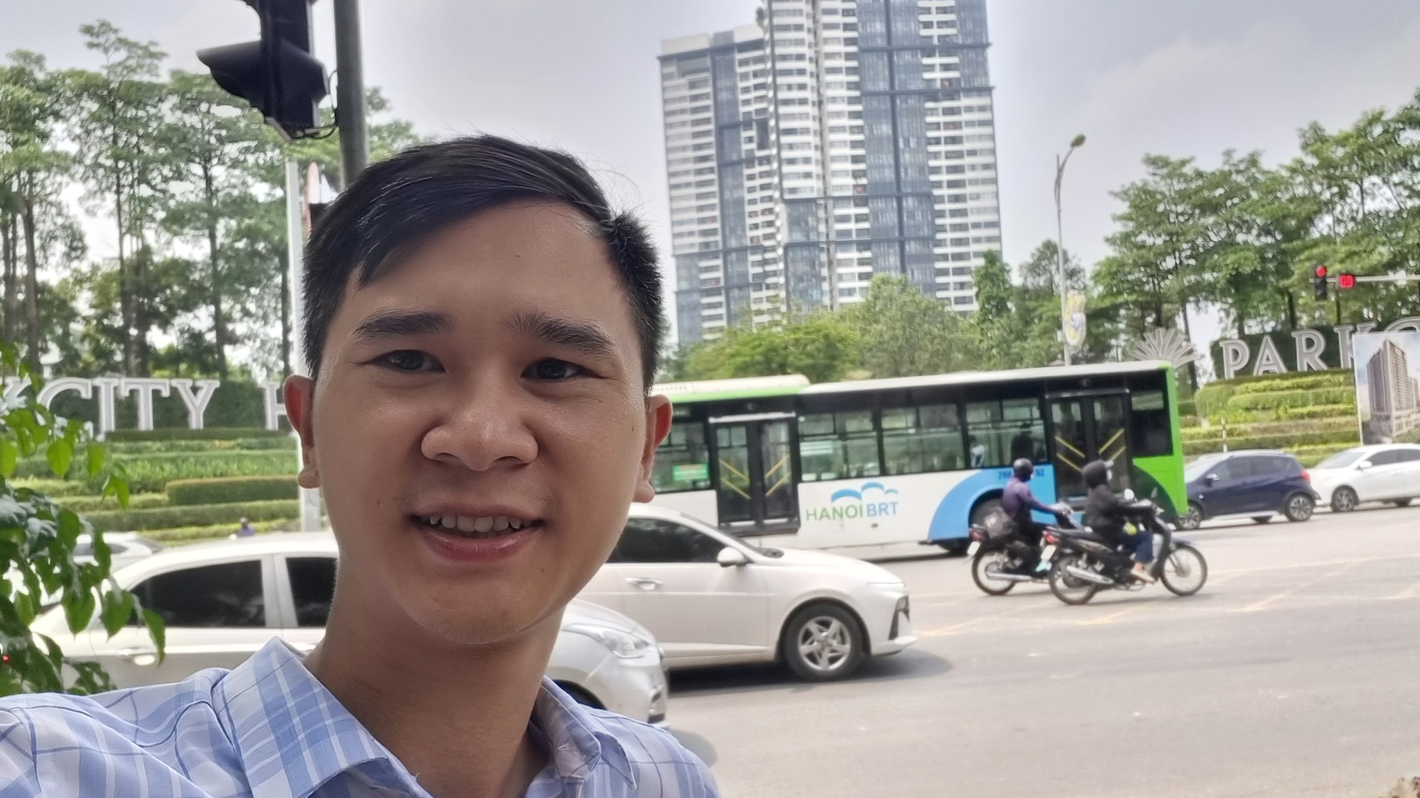 Bán nhà 50m2, ô tô vào nhà, giá 8 tỷ tại ngõ 48 Lê Trọng Tấn, đối diện Park City