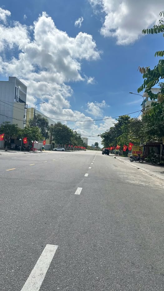 Nhà đẹp đường Nguyễn Văn Trỗi, Tam Kỳ - Kinh doanh tốt, thu nhập ổn định