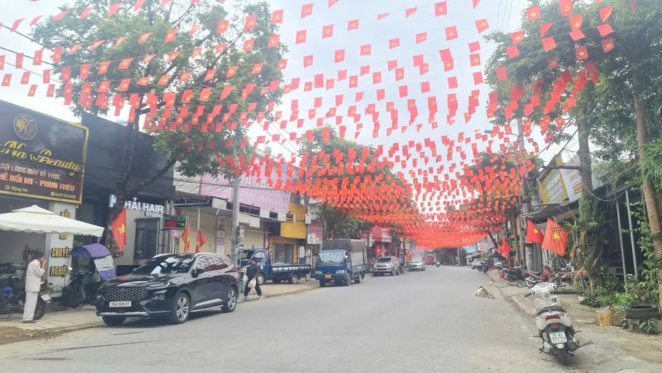 Bán nhà Trần Phú, Lai Châu - Vị trí đắc địa, kinh doanh sầm uất