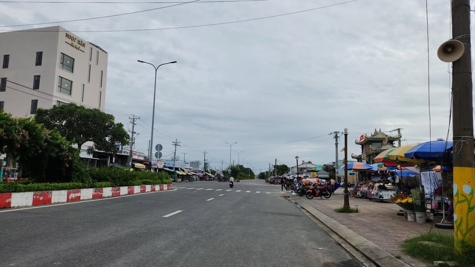 Bán nền đất vàng mặt tiền đường Trường Sa, Bạc Liêu