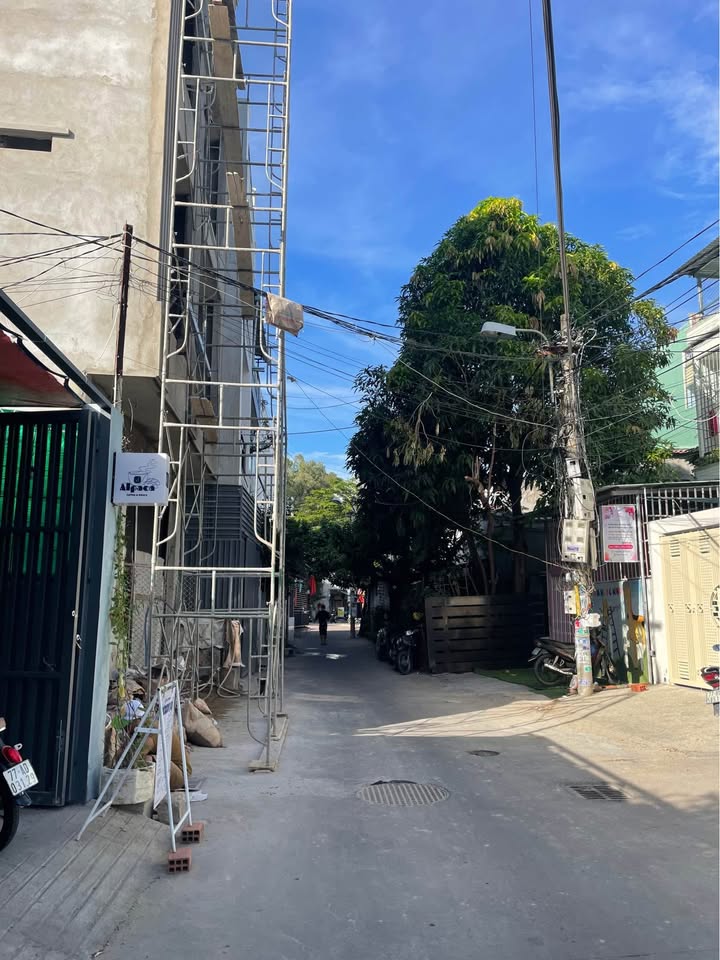 Bán nhà hẻm ô tô đường Võ Văn Dũng, diện tích 41.5m2, 3 phòng ngủ