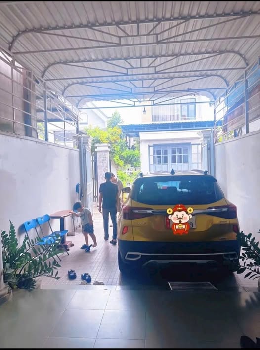 Bán nhà đẹp đường 30/4, Phường 12, Vũng Tàu, diện tích 143m2, hẻm thông, ô tô 7 chỗ vào nhà, giá 4.7 tỷ