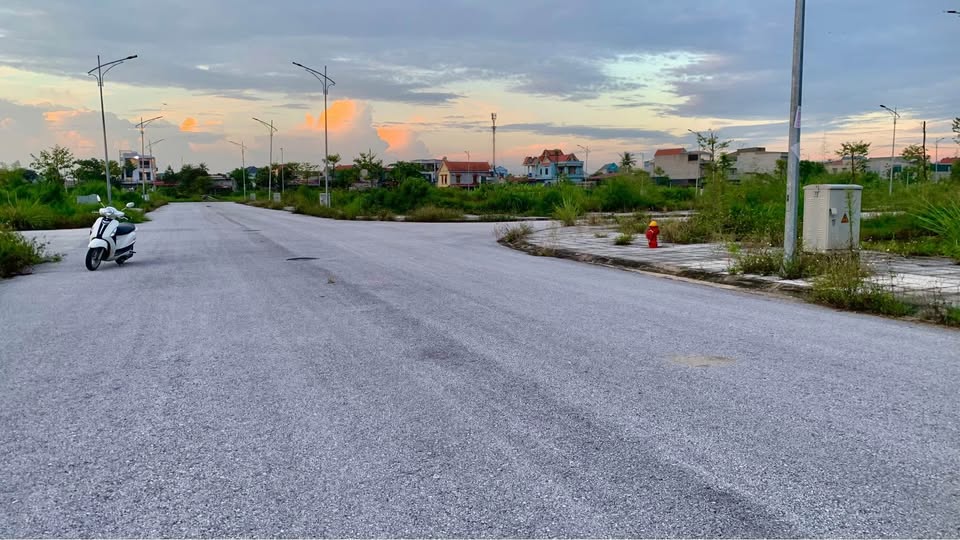 Bán gấp lô đất áp góc 100m² tại Đại Đô, Đông Sơn, Thanh Hóa - Giá tốt