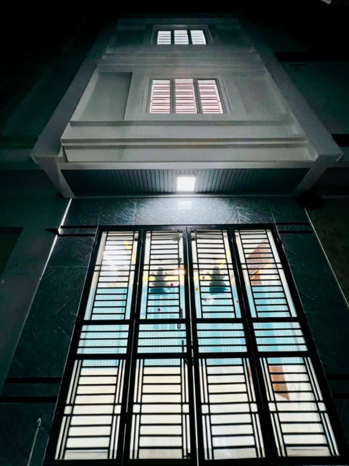 Nhà 3 tầng khu Chợ Lũng, Hải An 40m2, 3 phòng ngủ, ngõ rộng, giá 2.47 tỷ