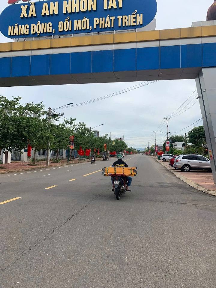 Bán đất 280m2 mặt tiền 10m, An Nhơn, Bình Định